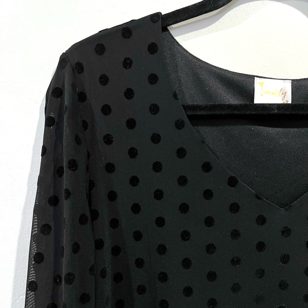Little black shift dress size XL